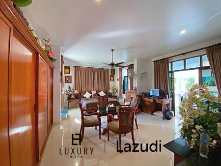 500 sqm 3 bedroom pool villa in Nong Khae Hua Hin