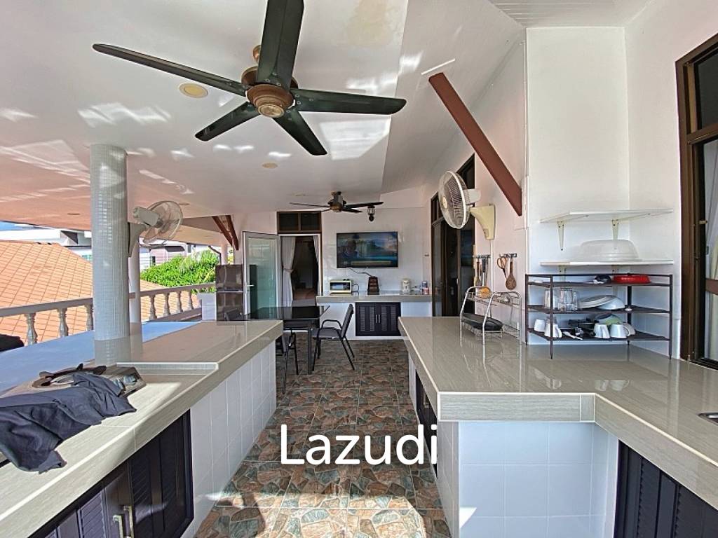 500 sqm 3 bedroom pool villa in Nong Khae Hua Hin