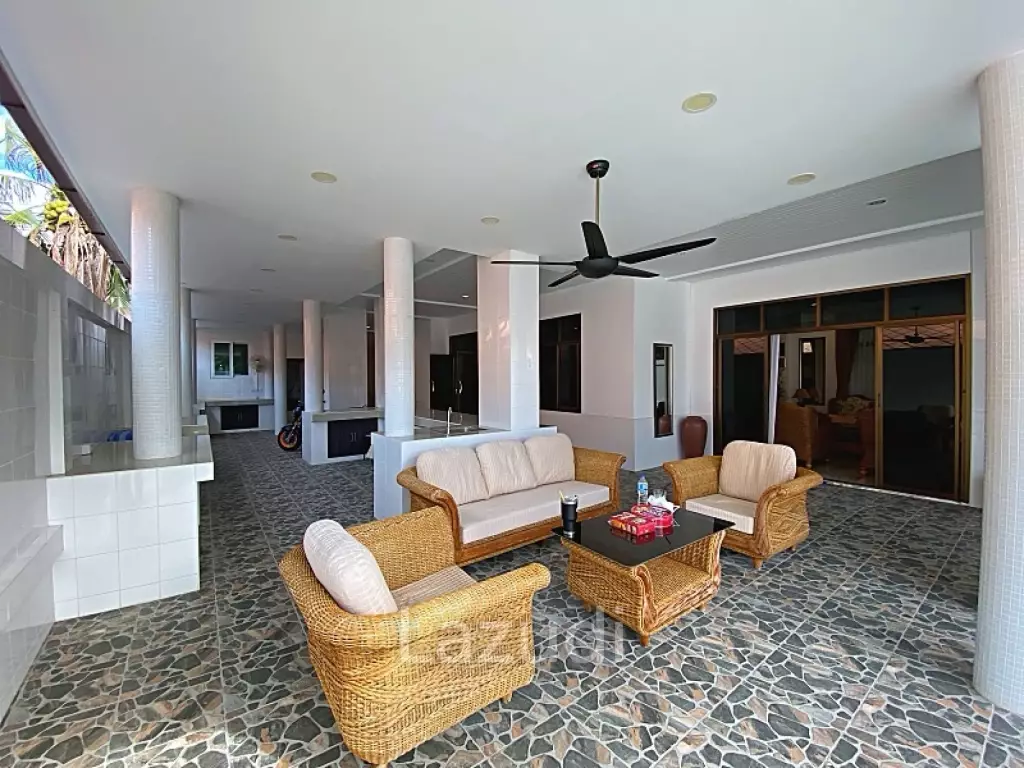500 sqm 3 bedroom pool villa in Nong Khae Hua Hin