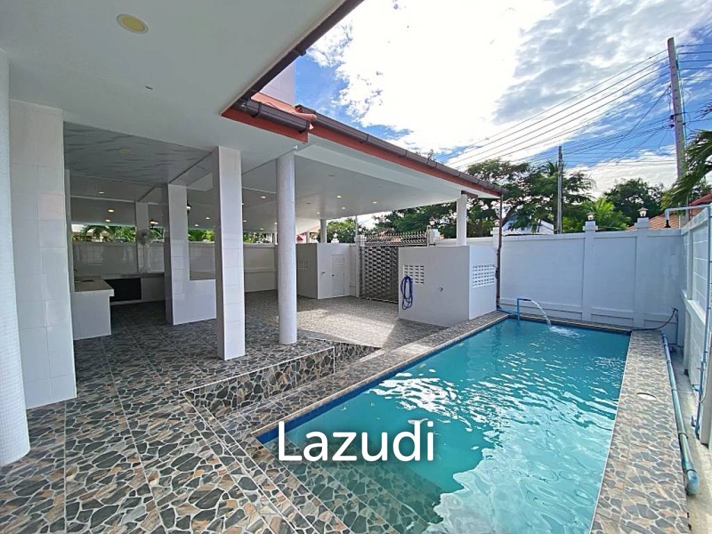 500 sqm 3 bedroom pool villa in Nong Khae Hua Hin