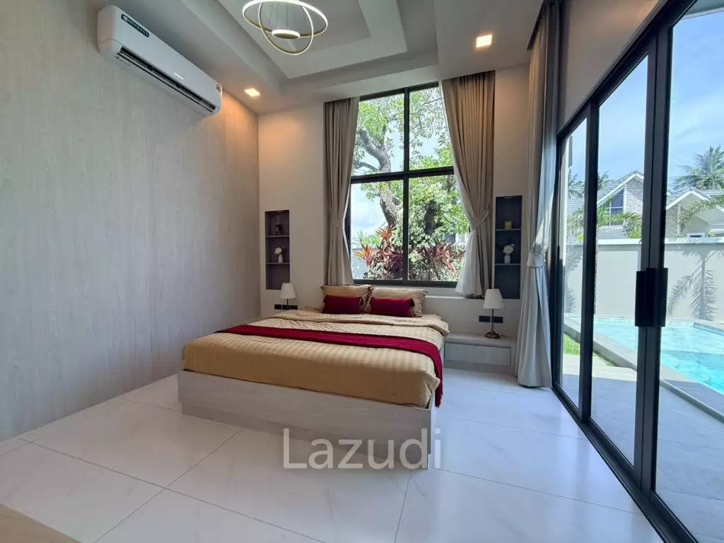 Luxury 4-Bedroom Pool Villa in Chaiyapron Withi, Pattaya