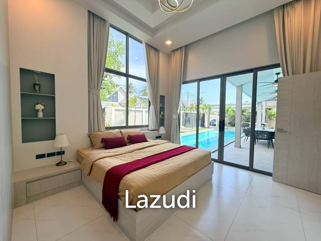Luxury 4-Bedroom Pool Villa in Chaiyapron Withi, Pattaya