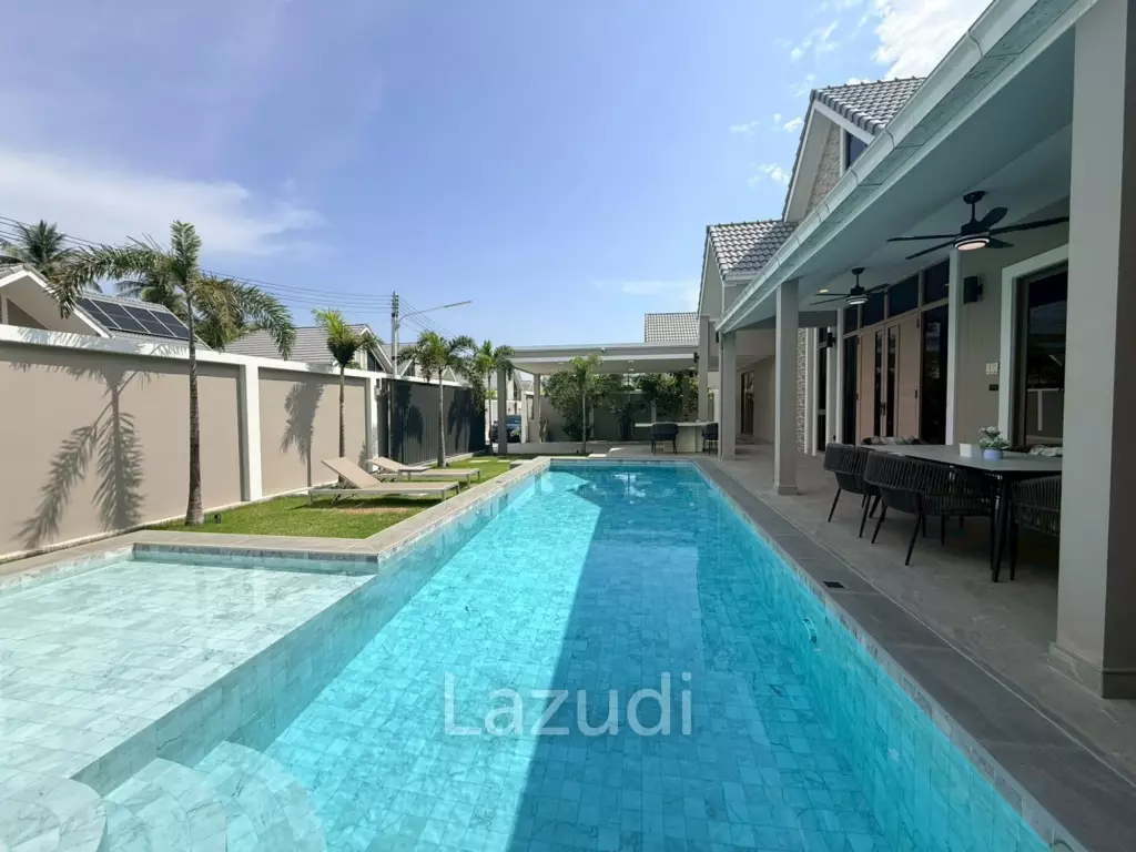 Luxury 4-Bedroom Pool Villa in Chaiyapron Withi, Pattaya