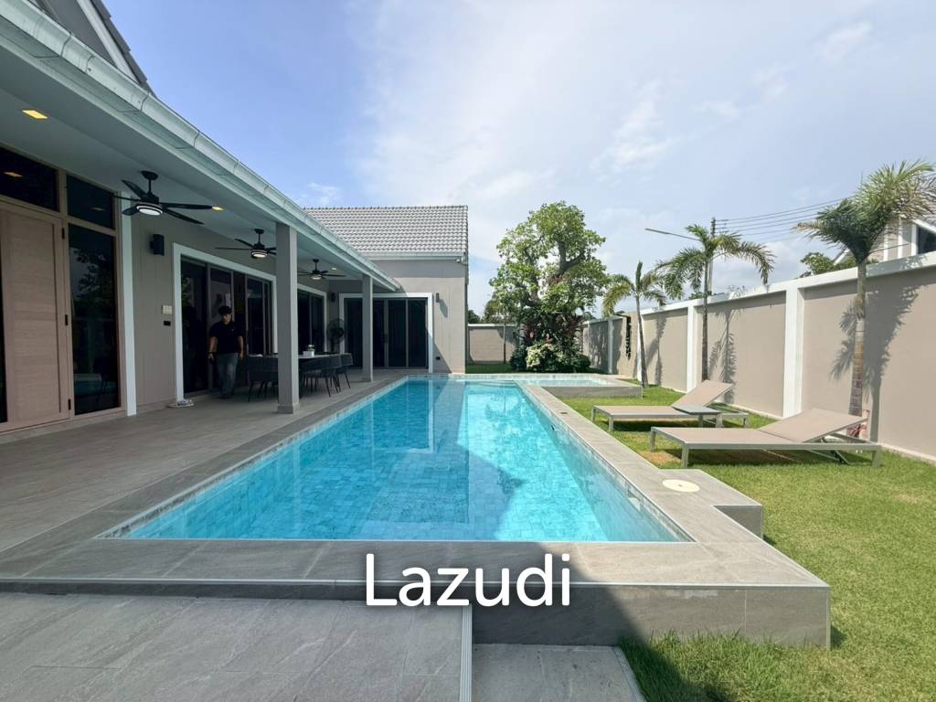 Luxury 4-Bedroom Pool Villa in Chaiyapron Withi, Pattaya