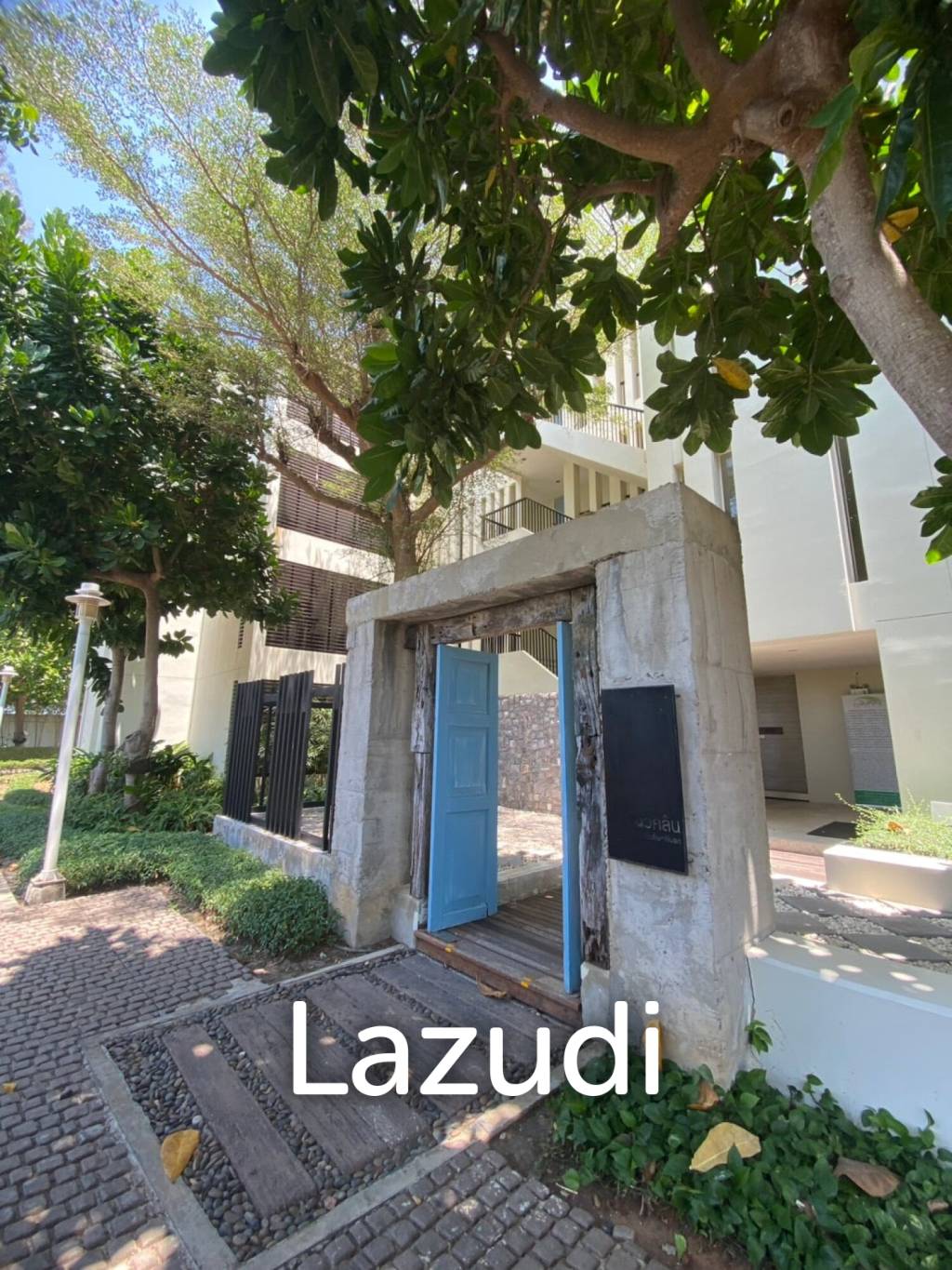 Baan Nub Kluen : Landscaped Gardens And Beach Access