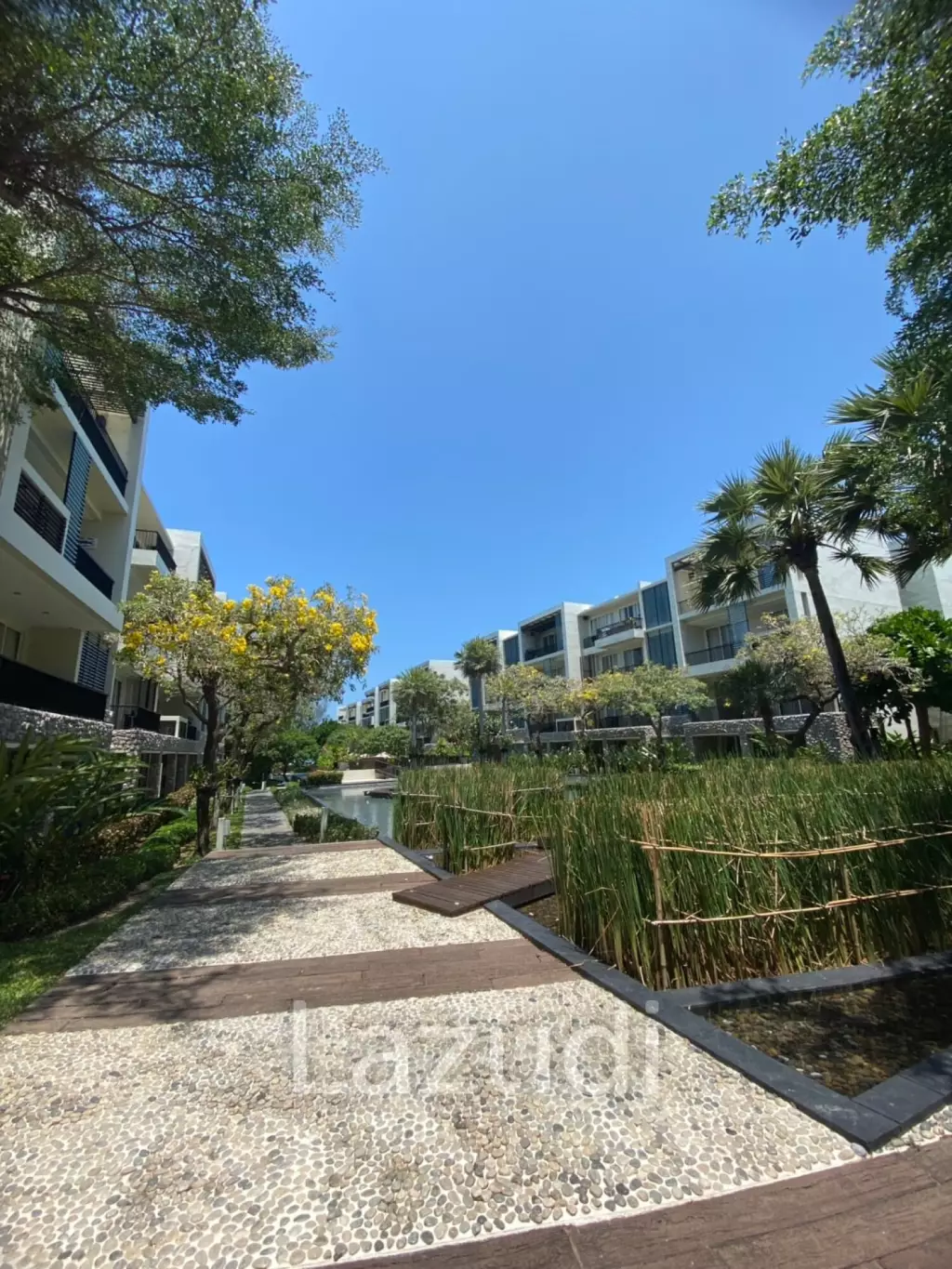 Baan Nub Kluen : Landscaped Gardens And Beach Access