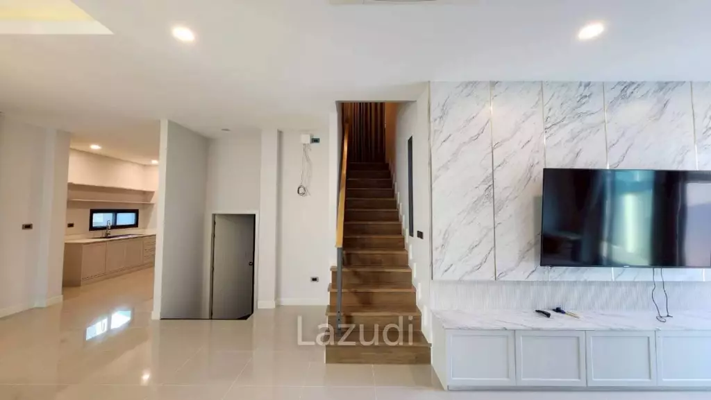 Modern 2-Story House for Rent Patta Ville Pattaya