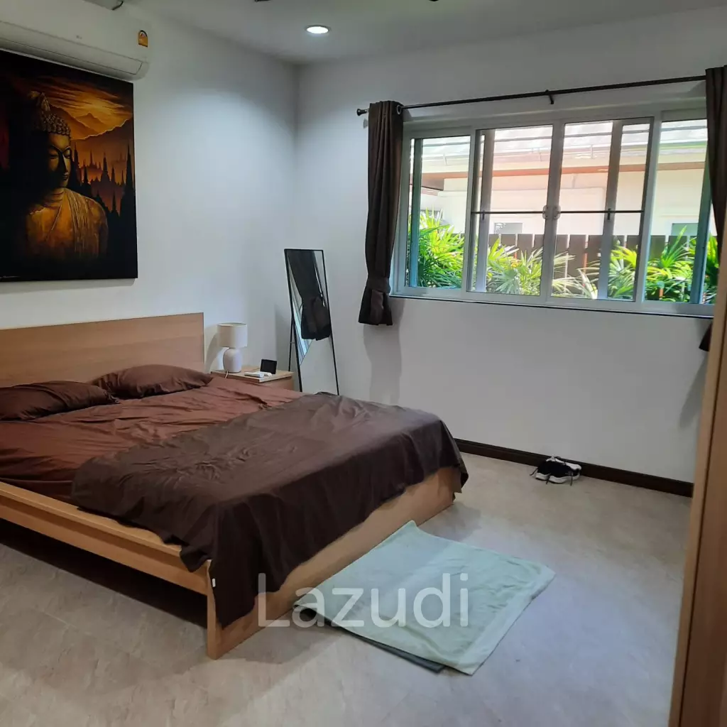 Large 2 bed 2 bath villa minutes from Pranburi beach