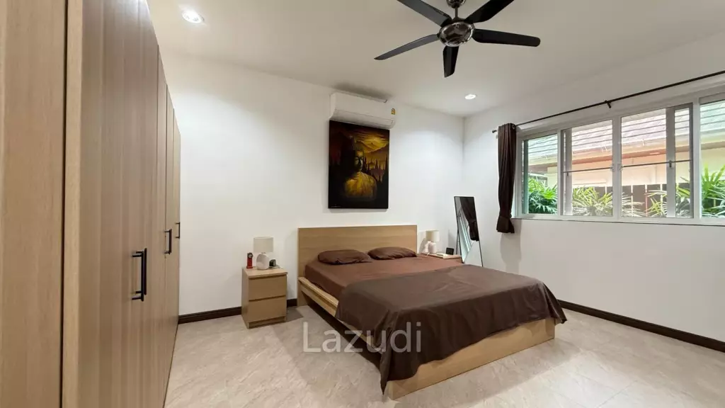Large 2 bed 2 bath villa minutes from Pranburi beach