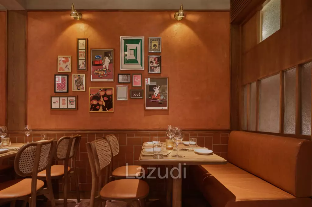 Two Storey Fine Dining Restaurant and Bar on Main Sukhumvit Road Shophouse Beside EmQuartier | Most Sought-after Location | Turnkey Full Asset