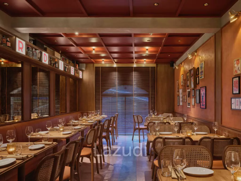 Two Storey Fine Dining Restaurant and Bar on Main Sukhumvit Road Shophouse Beside EmQuartier | Most Sought-after Location | Turnkey Full Asset