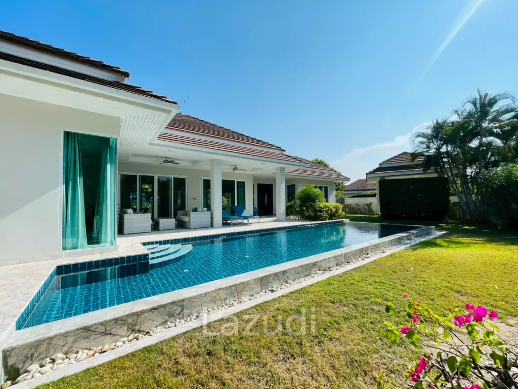 Waterside Red Mountain: Luxury 5-Bed Private Pool Villa