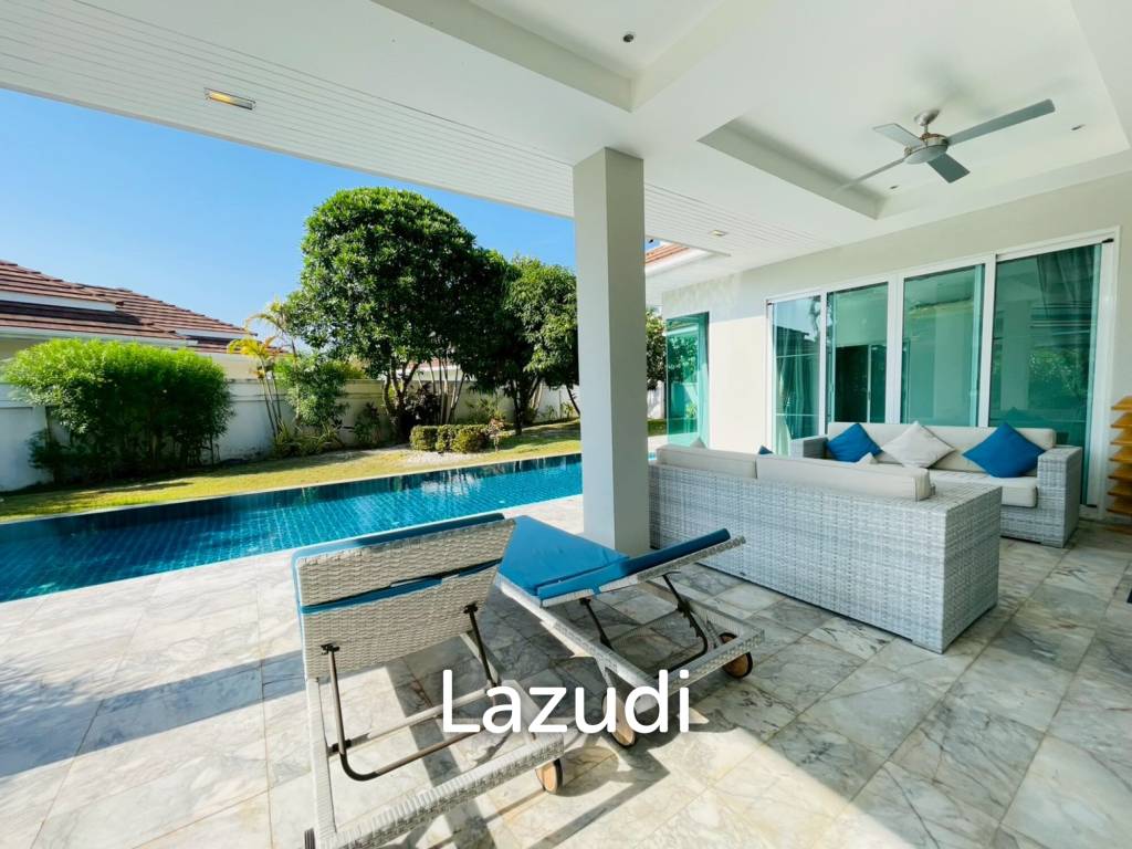 Waterside Red Mountain: Luxury 5-Bed Private Pool Villa