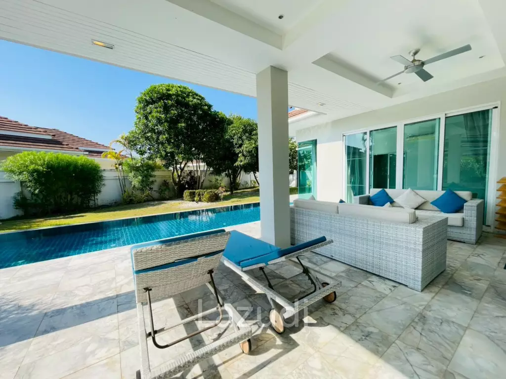 Waterside Red Mountain: Luxury 5-Bed Private Pool Villa