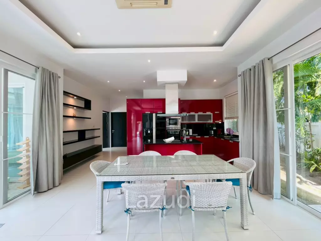 Waterside Red Mountain: Luxury 5-Bed Private Pool Villa
