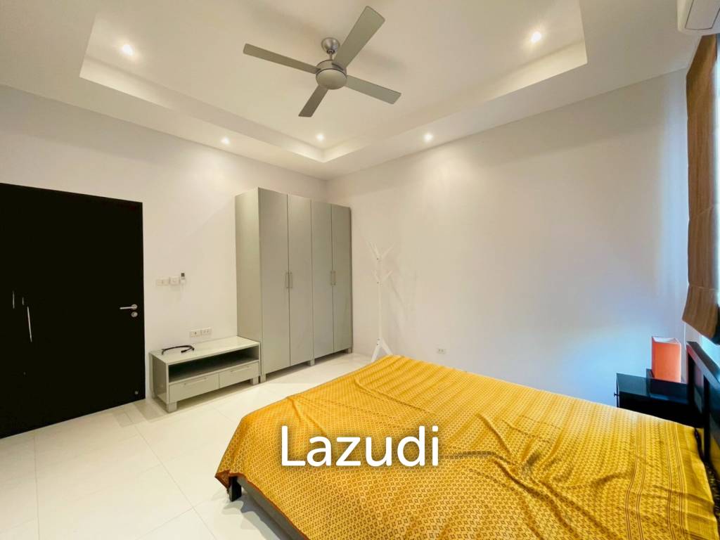Waterside Red Mountain: Luxury 5-Bed Private Pool Villa