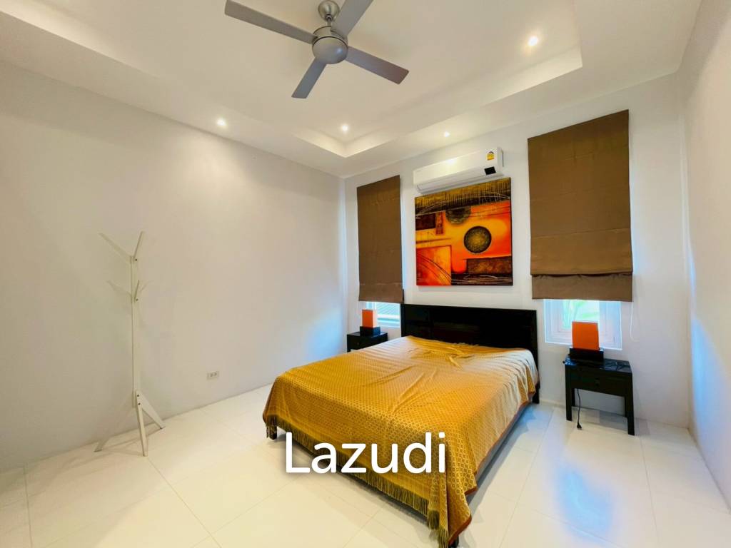 Waterside Red Mountain: Luxury 5-Bed Private Pool Villa