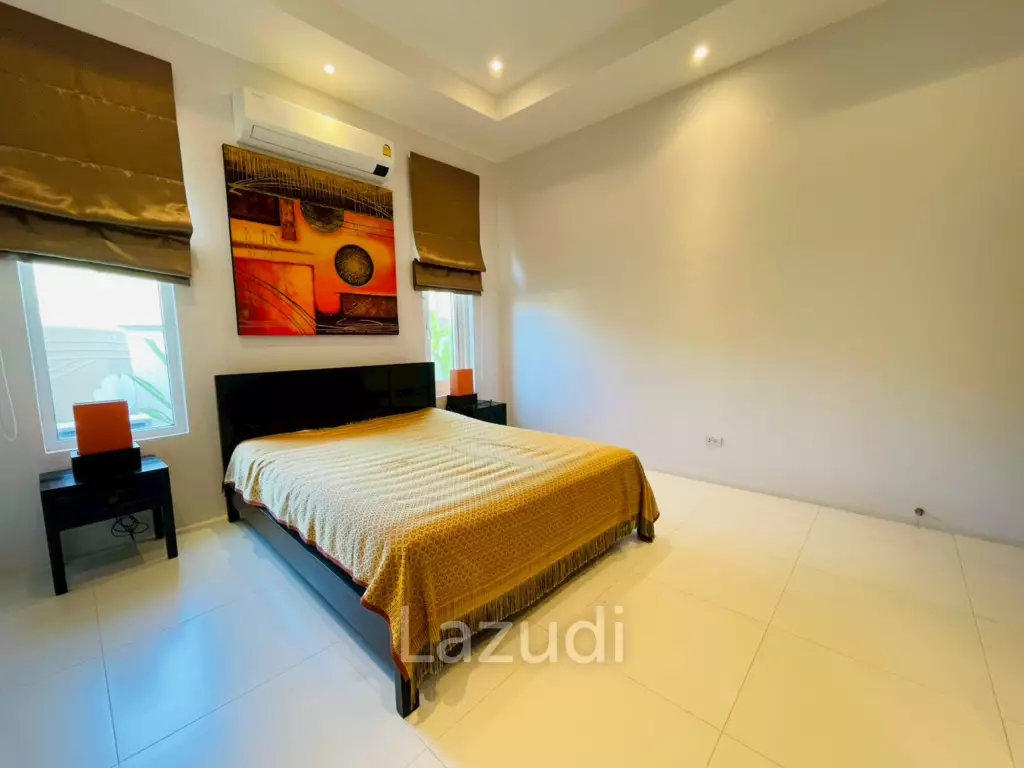 Waterside Red Mountain: Luxury 5-Bed Private Pool Villa