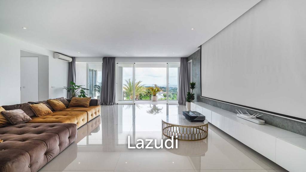 Luxury 4 Bedroom Villa for Sale in Jimbaran with Rooftop Private Pool