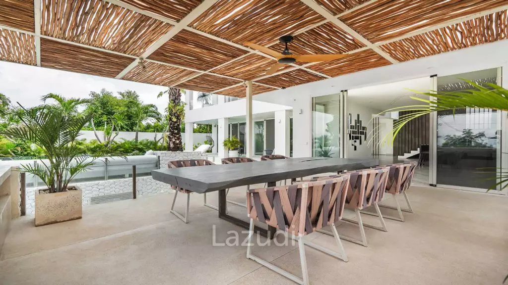 Luxury 4 Bedroom Villa for Sale in Jimbaran with Rooftop Private Pool