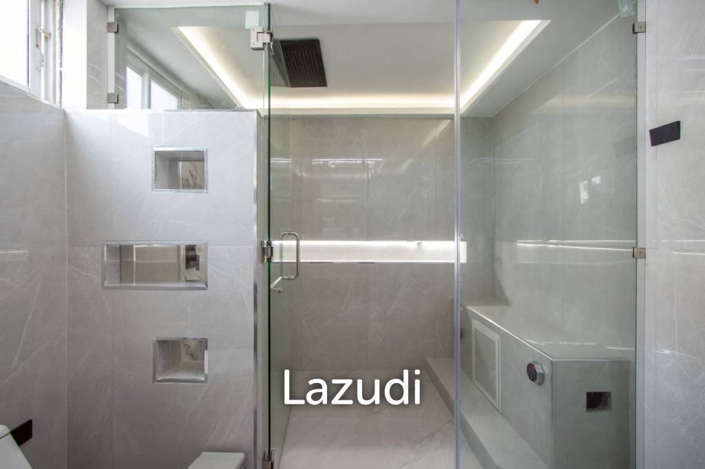 ห้องชุดสุดหรู 2 ห้องนอน ที่วิวทะเล 7 จอมเทียน