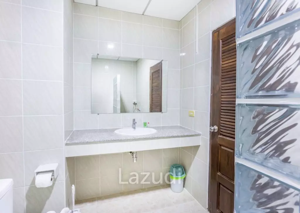 ห้องสตูดิโอสุดหรูชั้น 19 ที่วิวทะเล 5 จอมเทียน