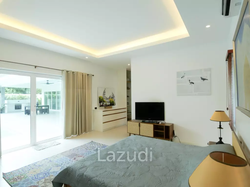 The Clouds 2 : New Exquisite 4-Bedroom Luxury Pool Villa