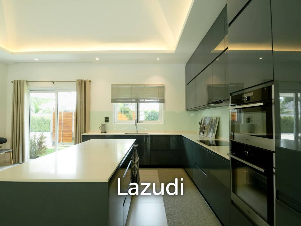 The Clouds 2 : New Exquisite 4-Bedroom Luxury Pool Villa