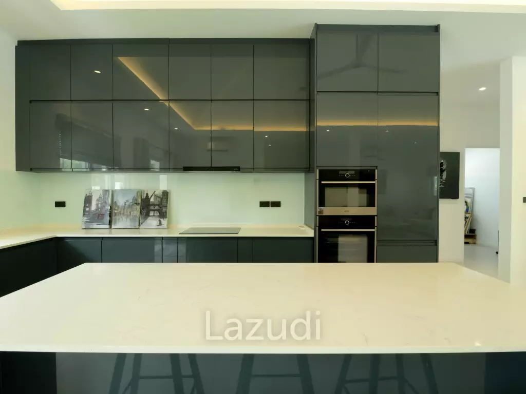 The Clouds 2 : New Exquisite 4-Bedroom Luxury Pool Villa