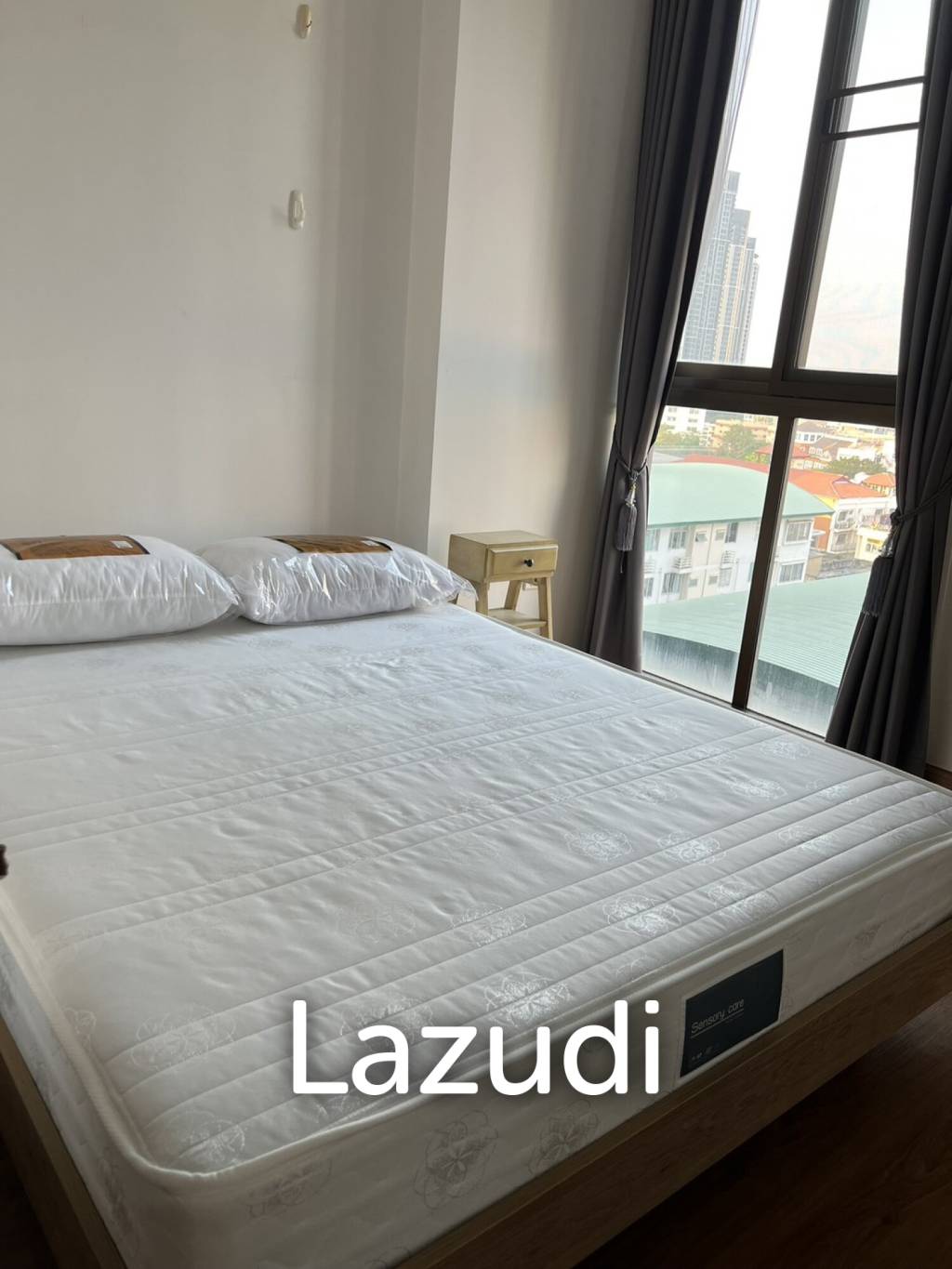 Modern 30.5 sqm 1 bedroom condo on 11th floor at Ideo Mix Sukhumvit 103 Bangna Bangkok