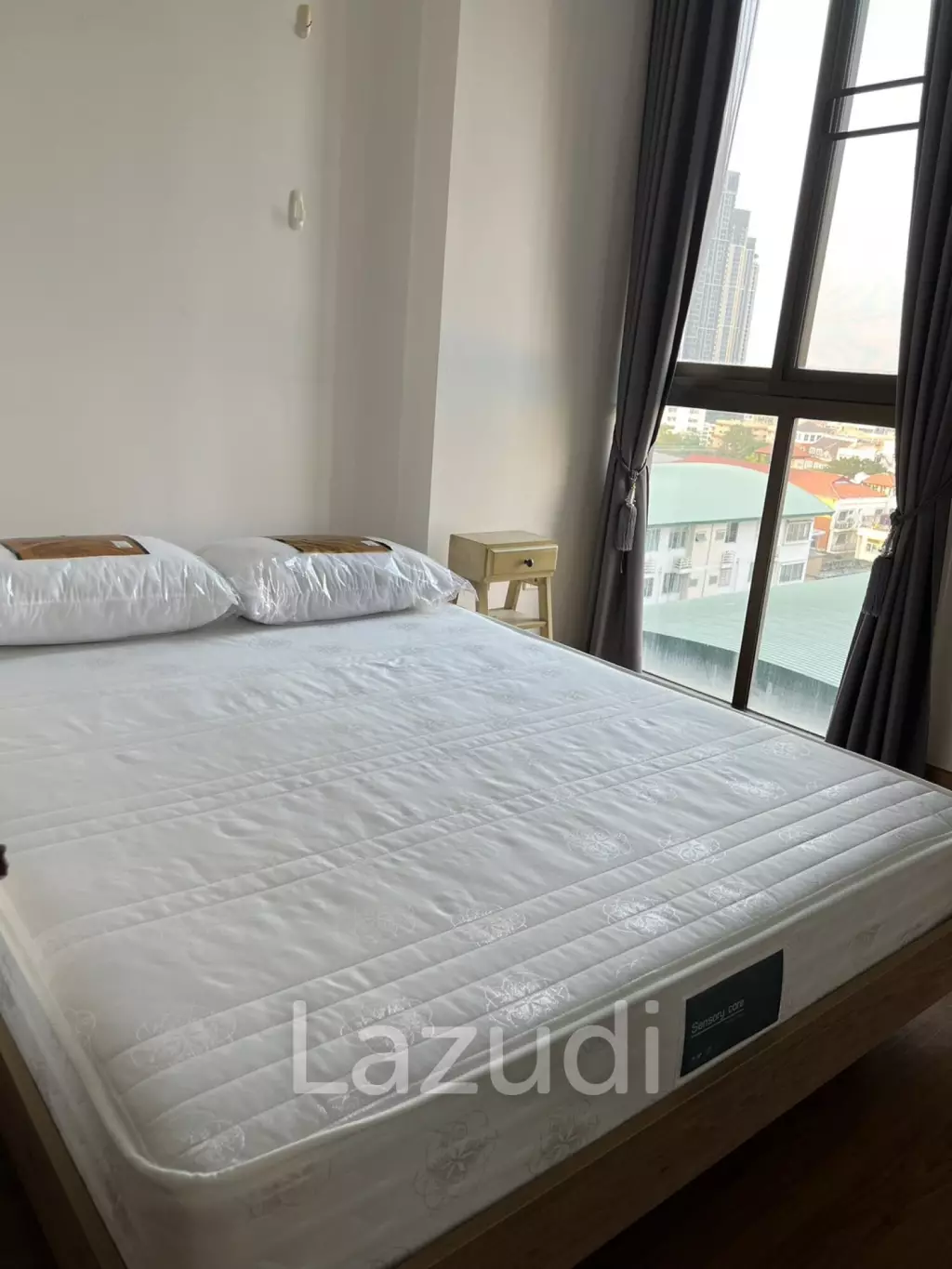 Modern 30.5 sqm 1 bedroom condo on 11th floor at Ideo Mix Sukhumvit 103 Bangna Bangkok
