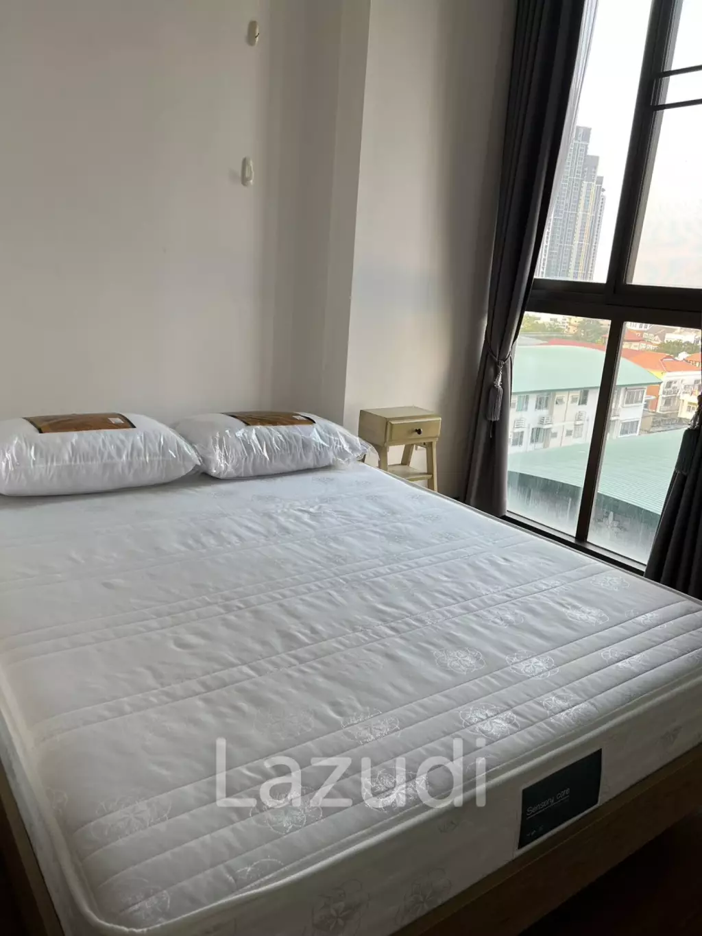 Modern 30.5 sqm 1 bedroom condo on 11th floor at Ideo Mix Sukhumvit 103 Bangna Bangkok