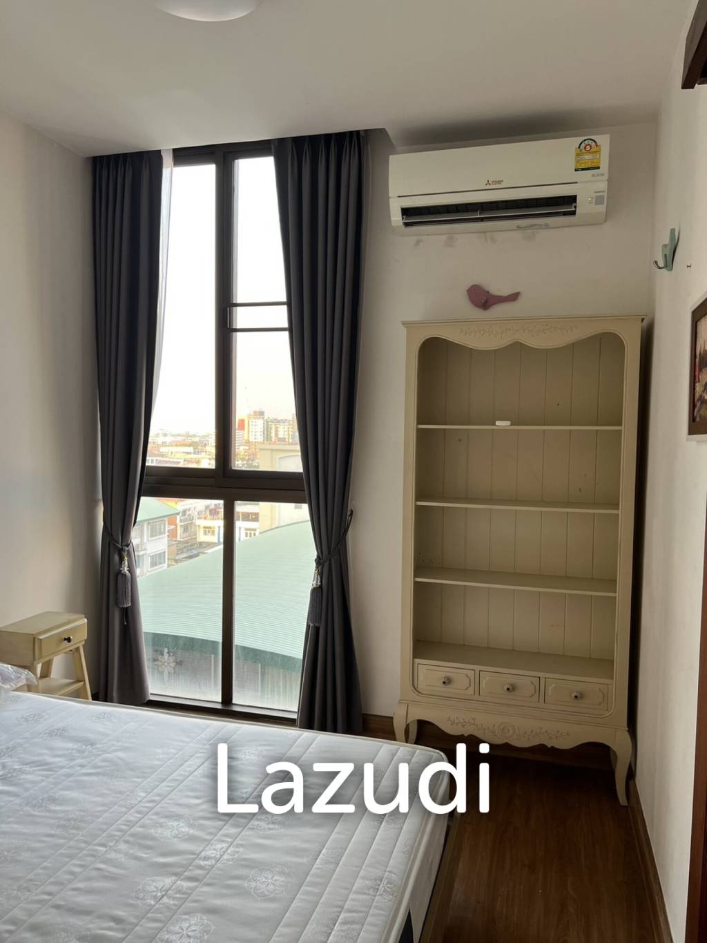 Modern 30.5 sqm 1 bedroom condo on 11th floor at Ideo Mix Sukhumvit 103 Bangna Bangkok