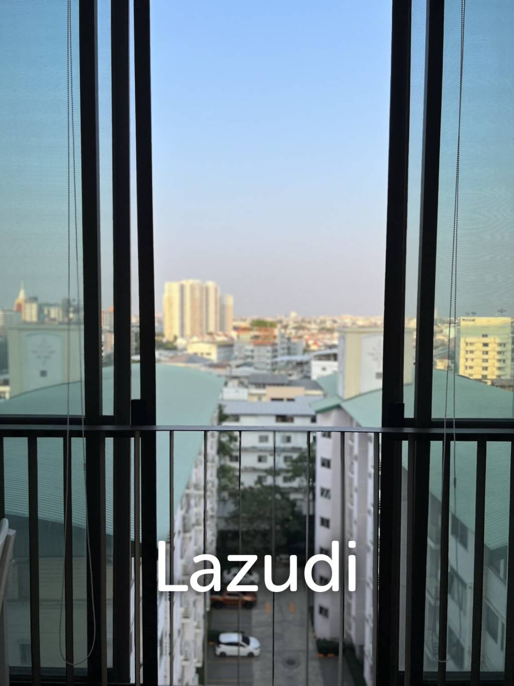 Modern 30.5 sqm 1 bedroom condo on 11th floor at Ideo Mix Sukhumvit 103 Bangna Bangkok