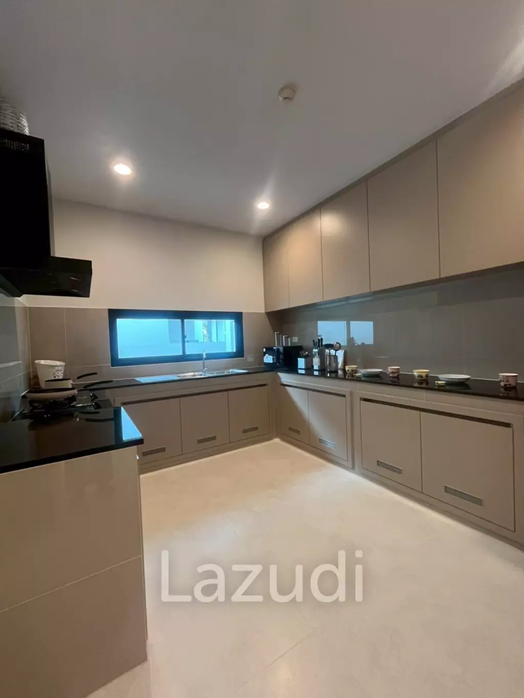Luxury 4-Bedroom House for Rent Near BISP Phuket