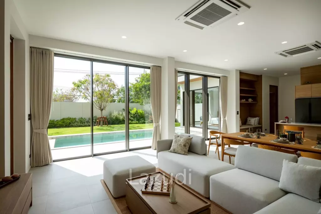 484 sqm modern pool villa in Nong Khae Hua Hin