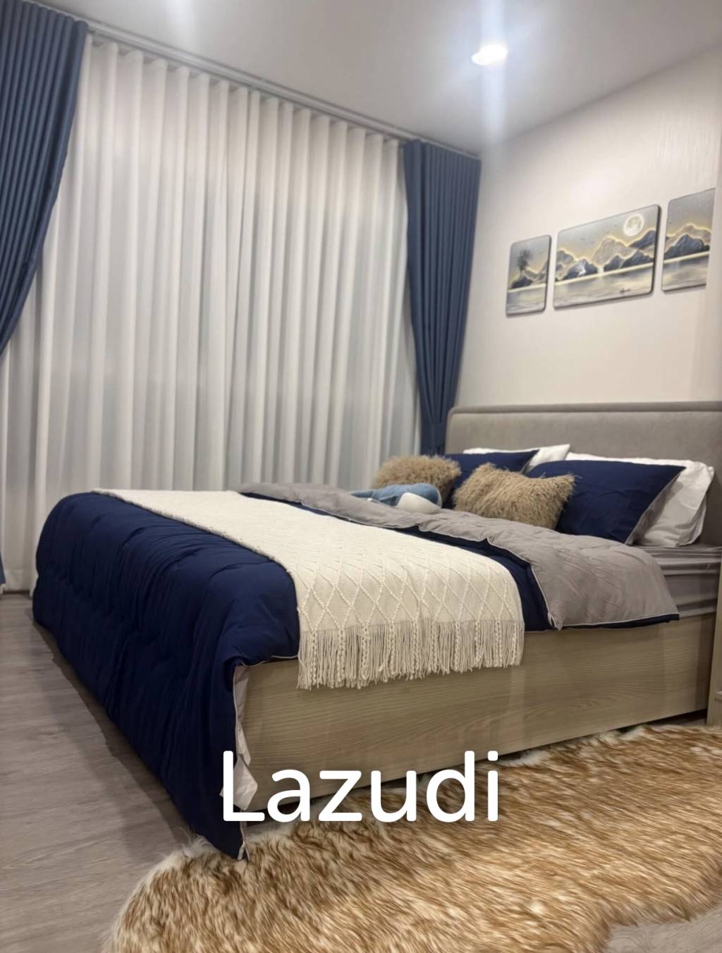Blue Whale Condo : "Close to everything" - City & Sea View.