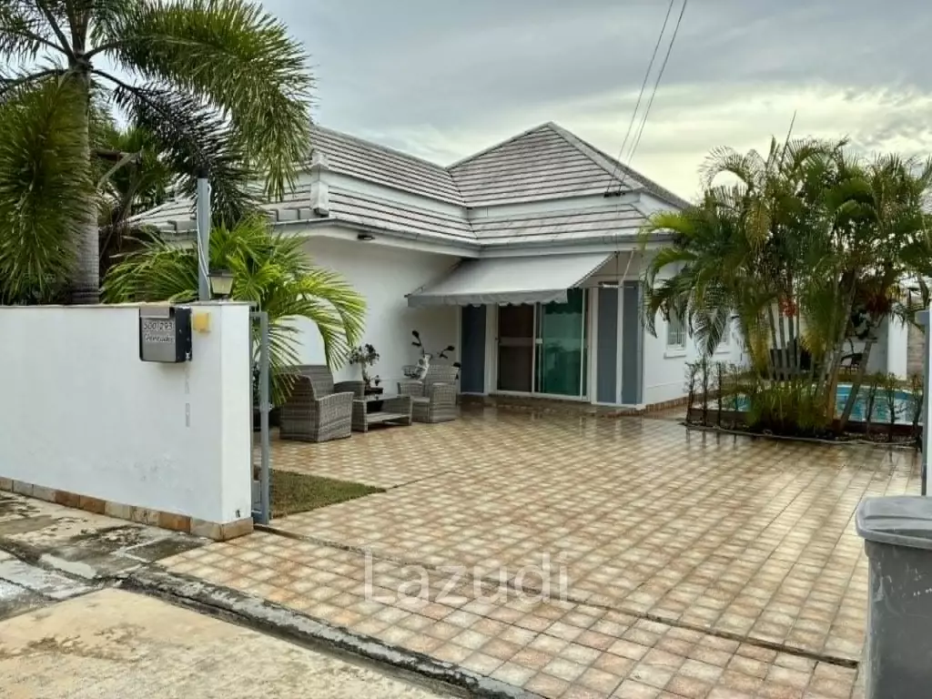 Modern 3-Bedroom Pool Villa for Sale in Hua Hin Soi 88