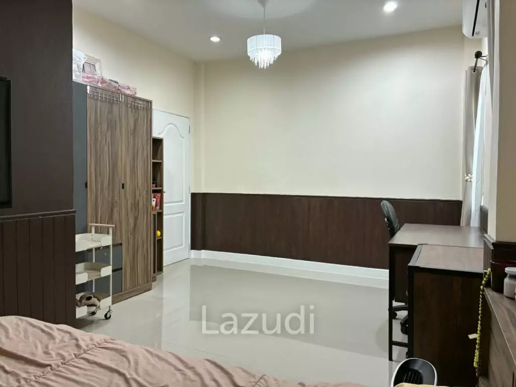 Modern 3-Bedroom Pool Villa for Sale in Hua Hin Soi 88