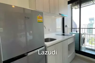 High floor 24.5 sqm condo at Life Asoke Bang Kapi Bangkok