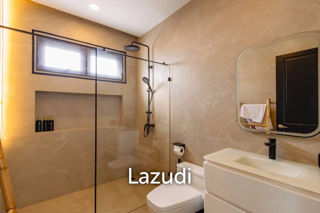 STUNNING MODERN 6 BED POOL VILLA