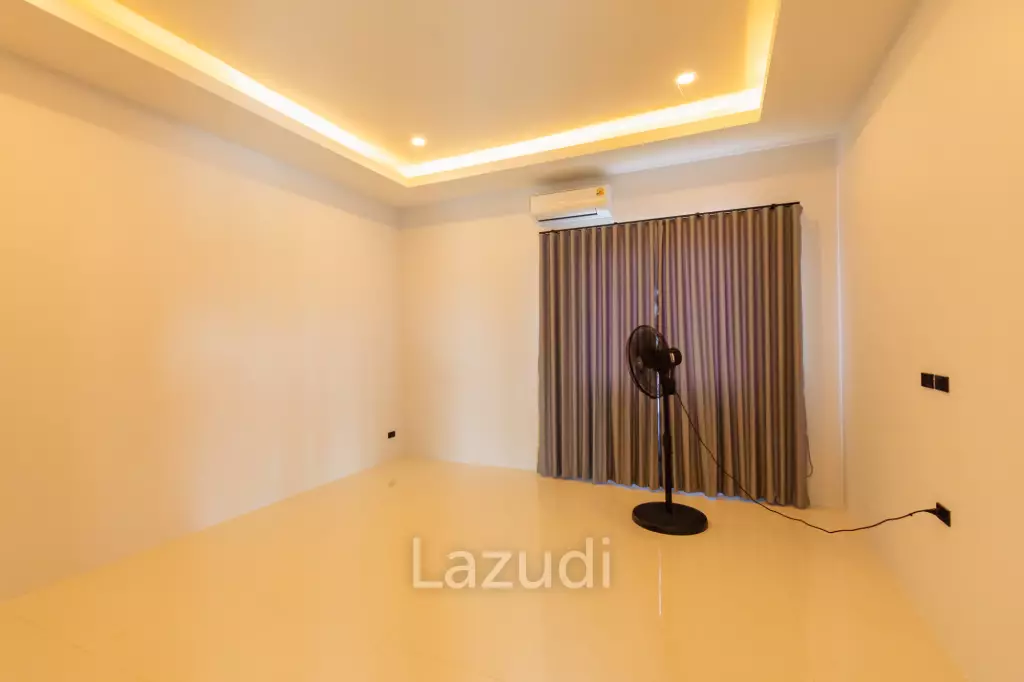 DESTINY : STUNNING MODERN 6 BED POOL VILLA