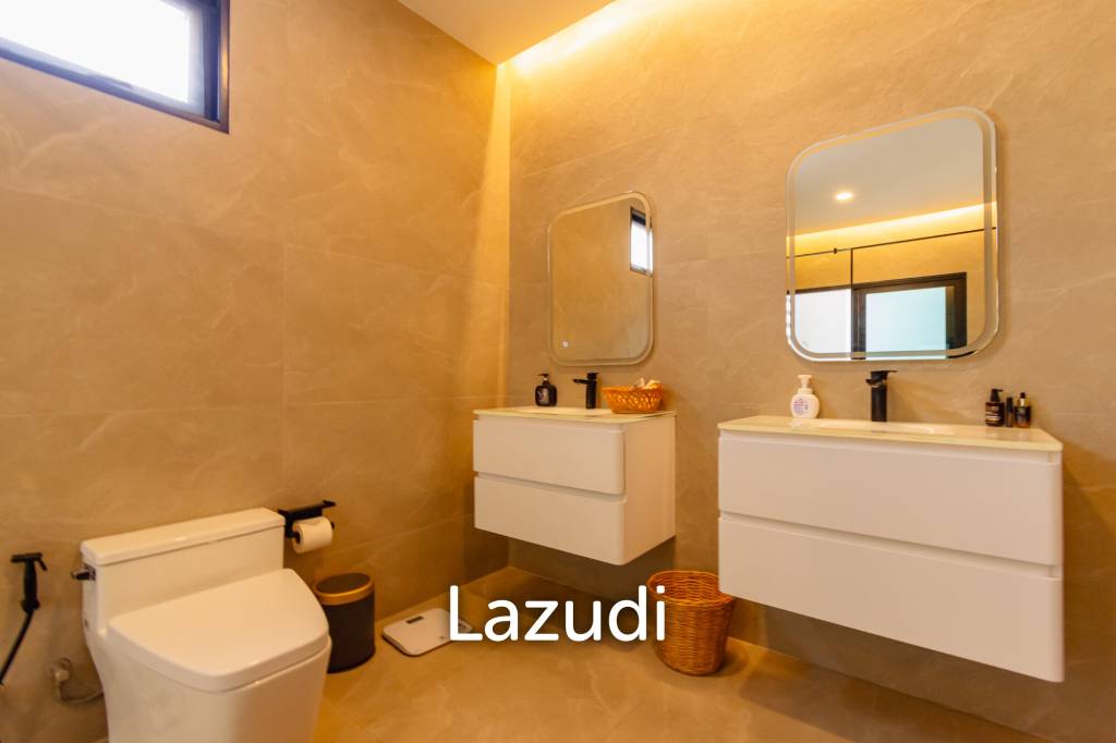 STUNNING MODERN 6 BED POOL VILLA
