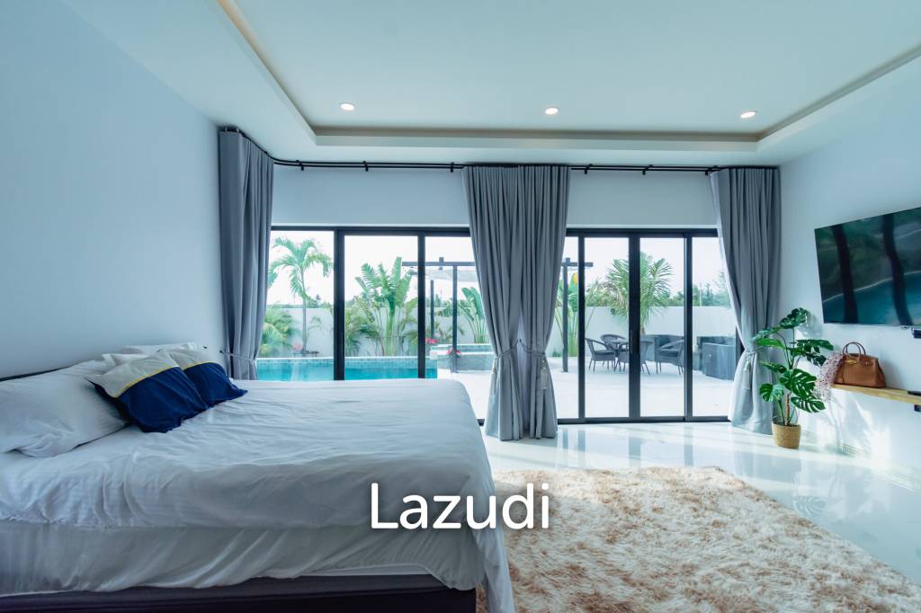 STUNNING MODERN 6 BED POOL VILLA