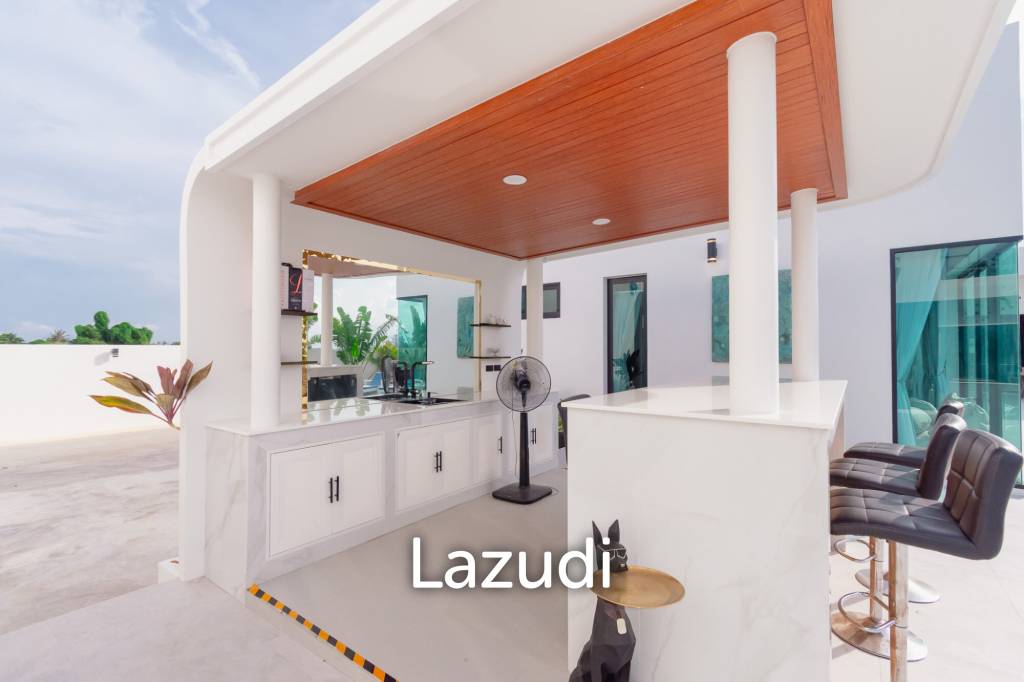 STUNNING MODERN 6 BED POOL VILLA