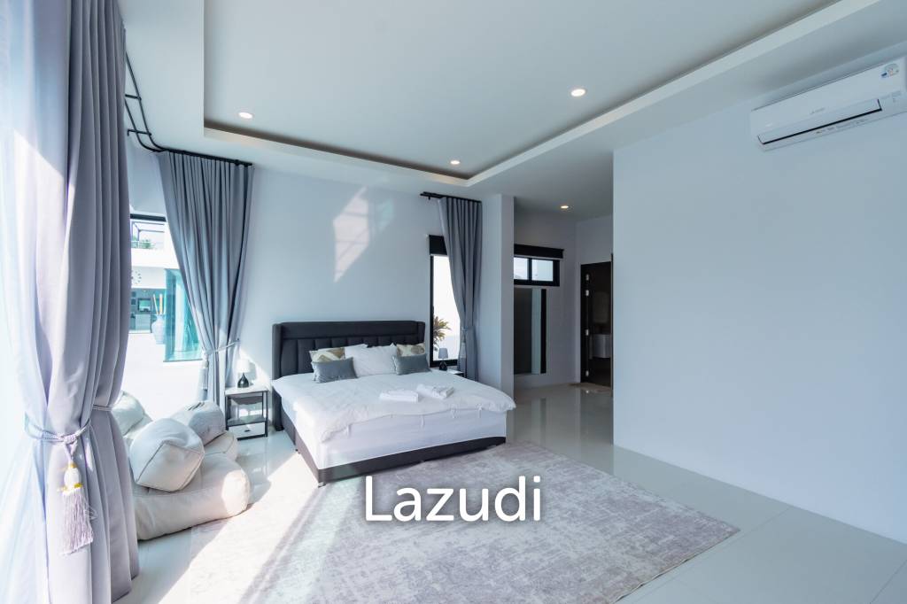 STUNNING MODERN 6 BED POOL VILLA