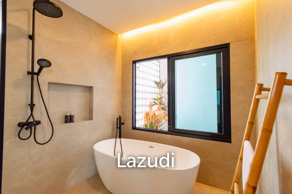 STUNNING MODERN 6 BED POOL VILLA