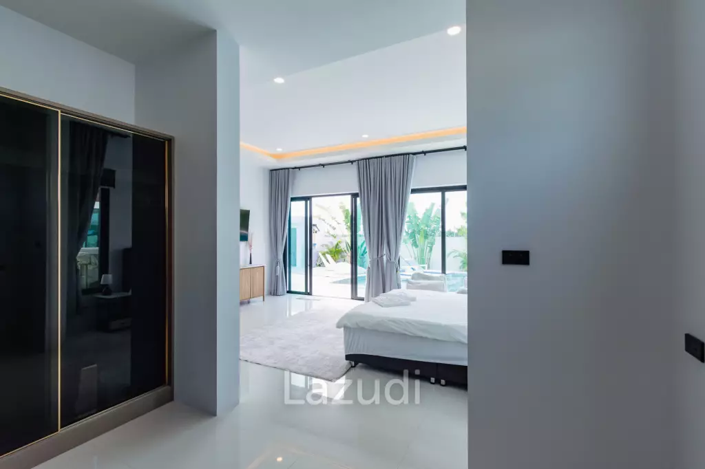 DESTINY : STUNNING MODERN 6 BED POOL VILLA