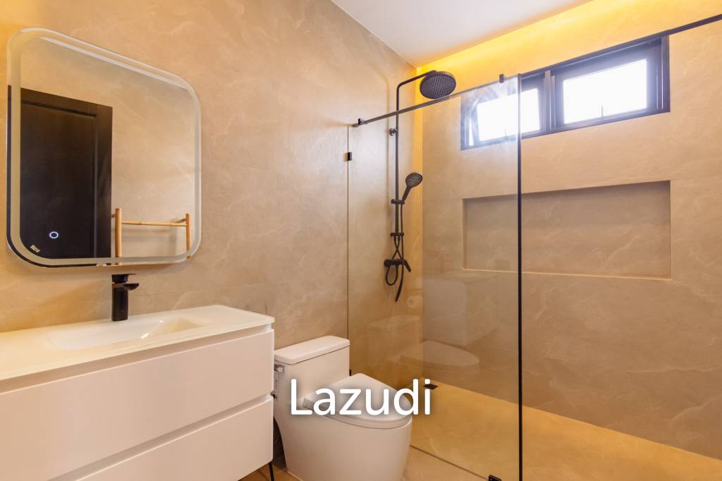 STUNNING MODERN 6 BED POOL VILLA