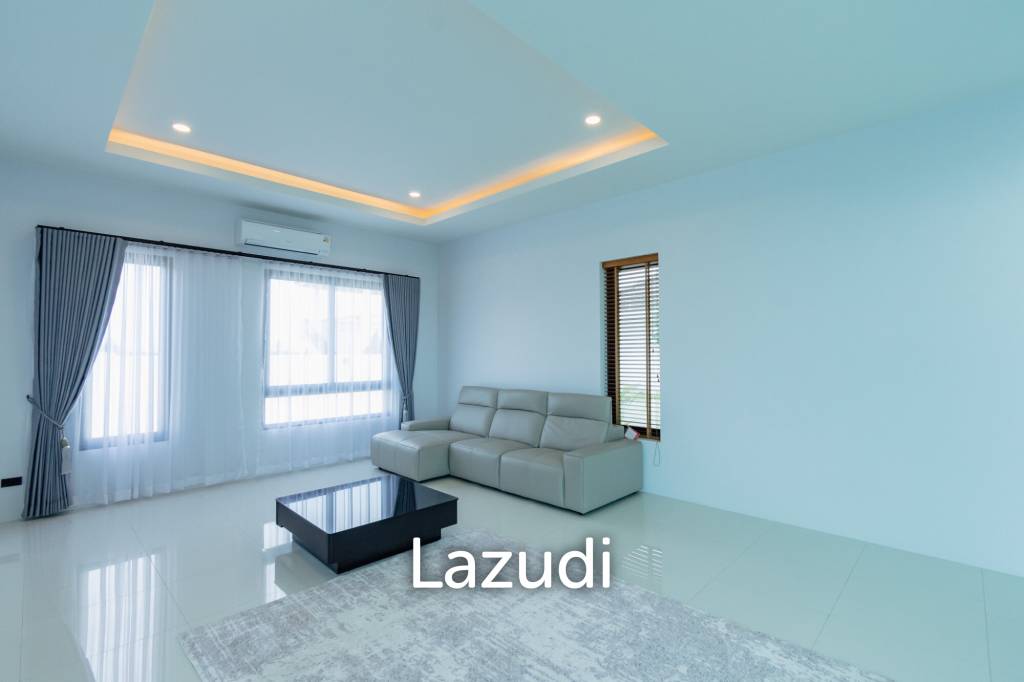 STUNNING MODERN 6 BED POOL VILLA